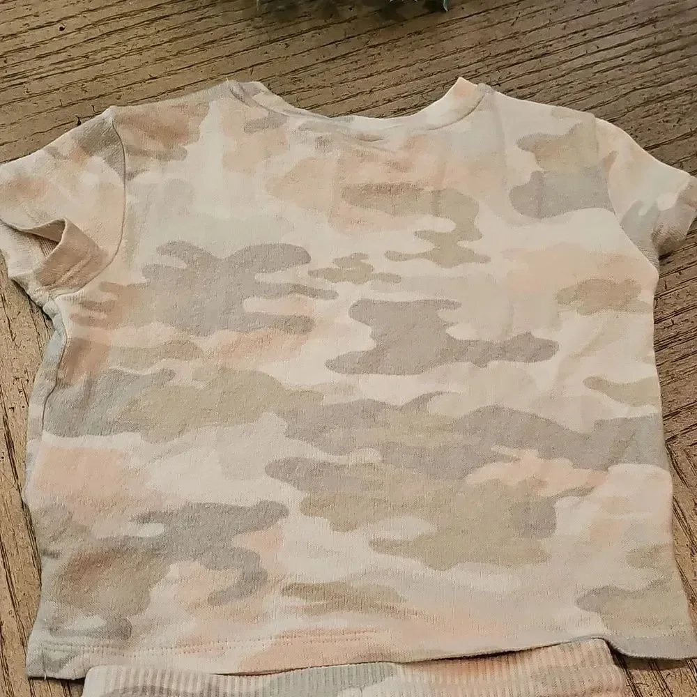 Camo Print Two-Piece Set Size XS 4-5